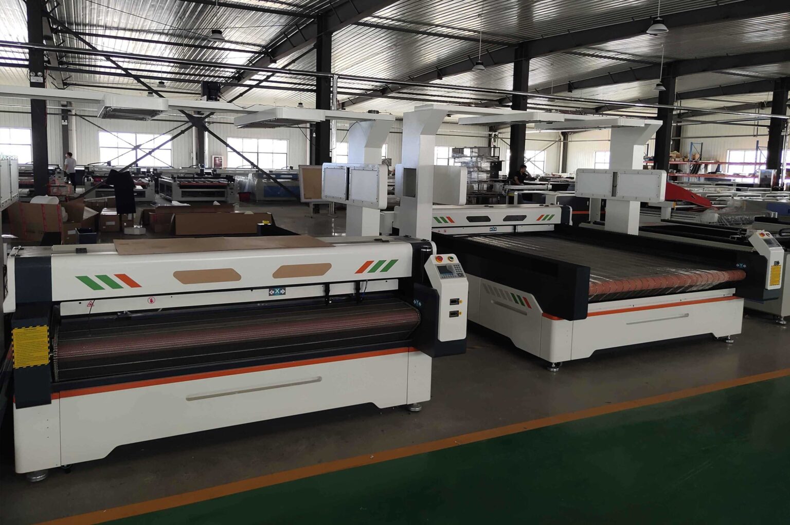 CCD LASER CUTTING MACHINE